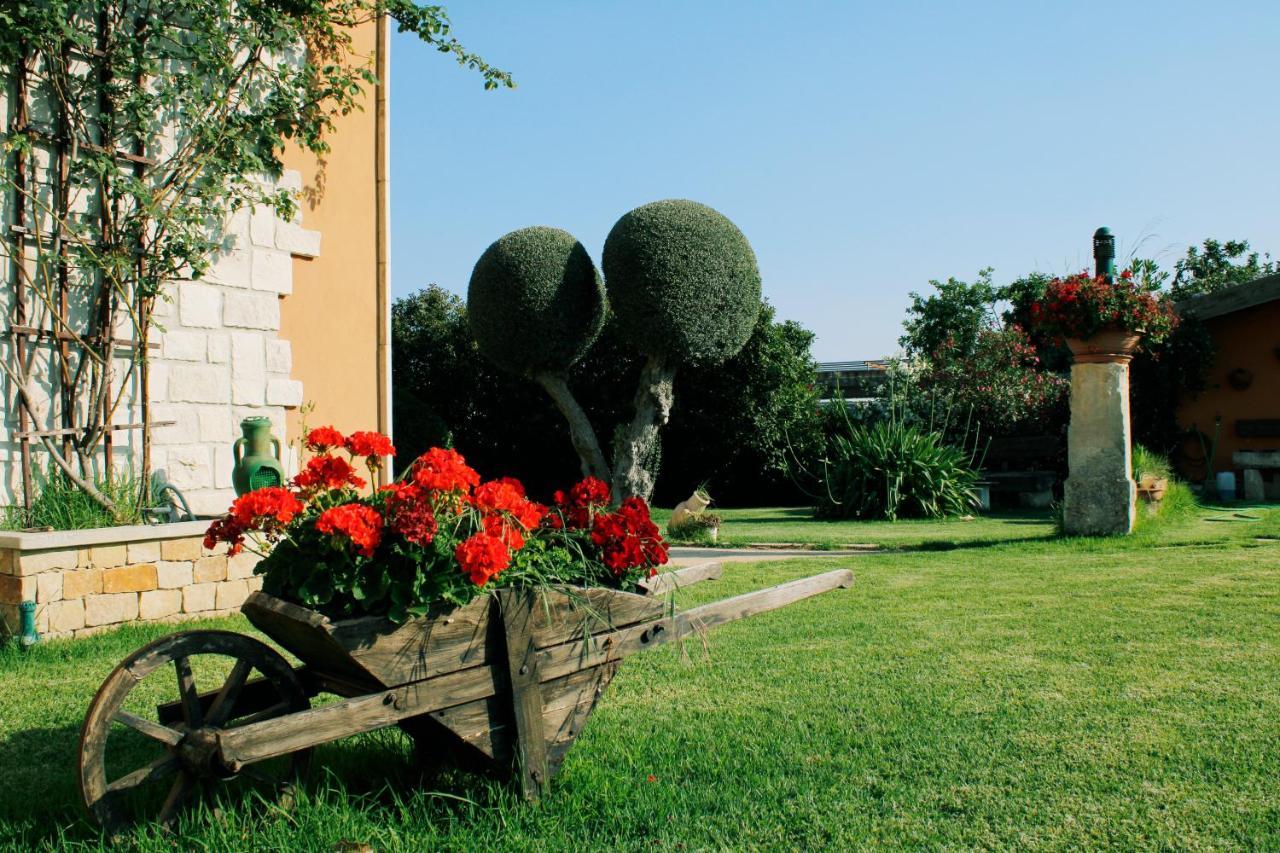Villa Il Giardino Della Musica Módica Exterior foto